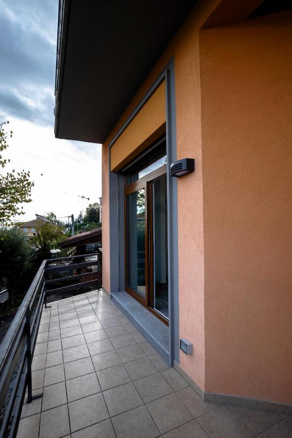 Ferienwohnung Residenza Il Roccolo San Fermo della Battaglia Exterior foto